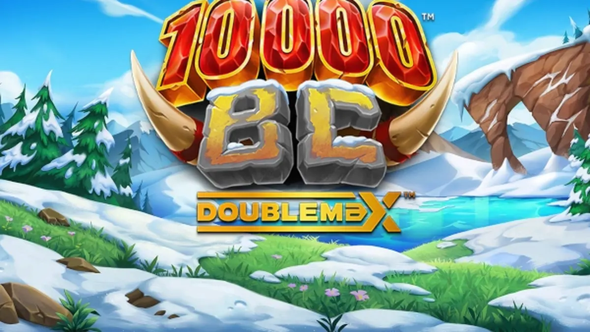 Interface do jogo 10000 BC DoubleMax com símbolos Gigablox e multiplicador ativo